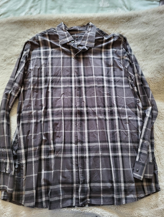 Synrgy Other - Men's Gray Plaid Long-Sleeve Button-Down Shirt